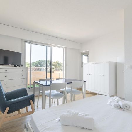 Studio Avec Vue Imprenable Sur La Mer Apartment Prefailles Ngoại thất bức ảnh